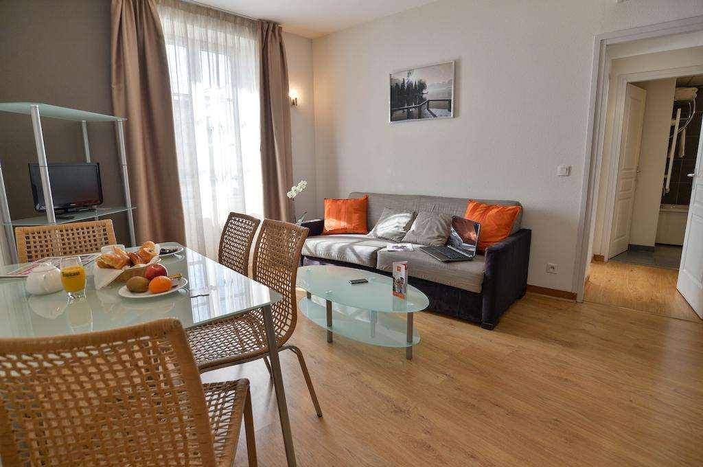 Apart-hotel Privilodges Le Royal Annecy